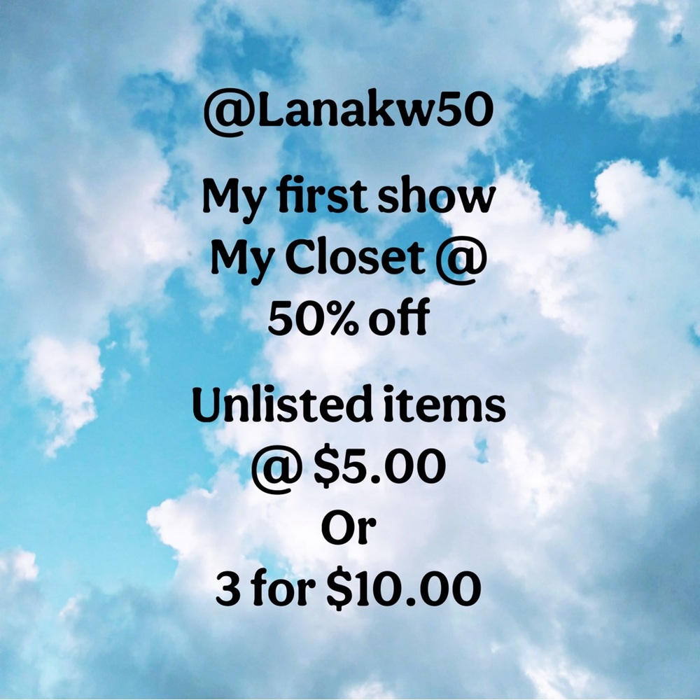 #1.    Loft Flower Top